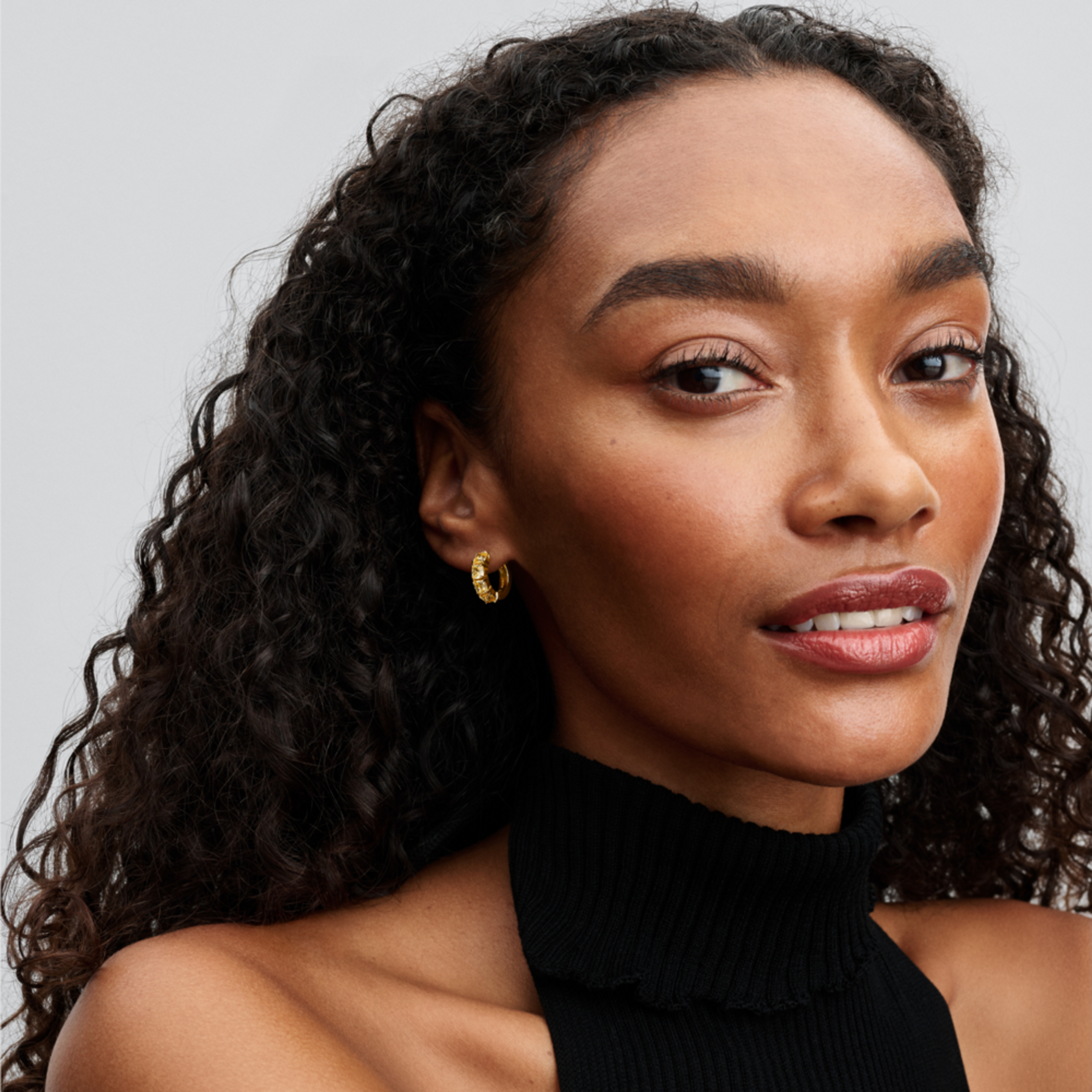 PANDORA Kruhové náušnice žlté - galéria #1