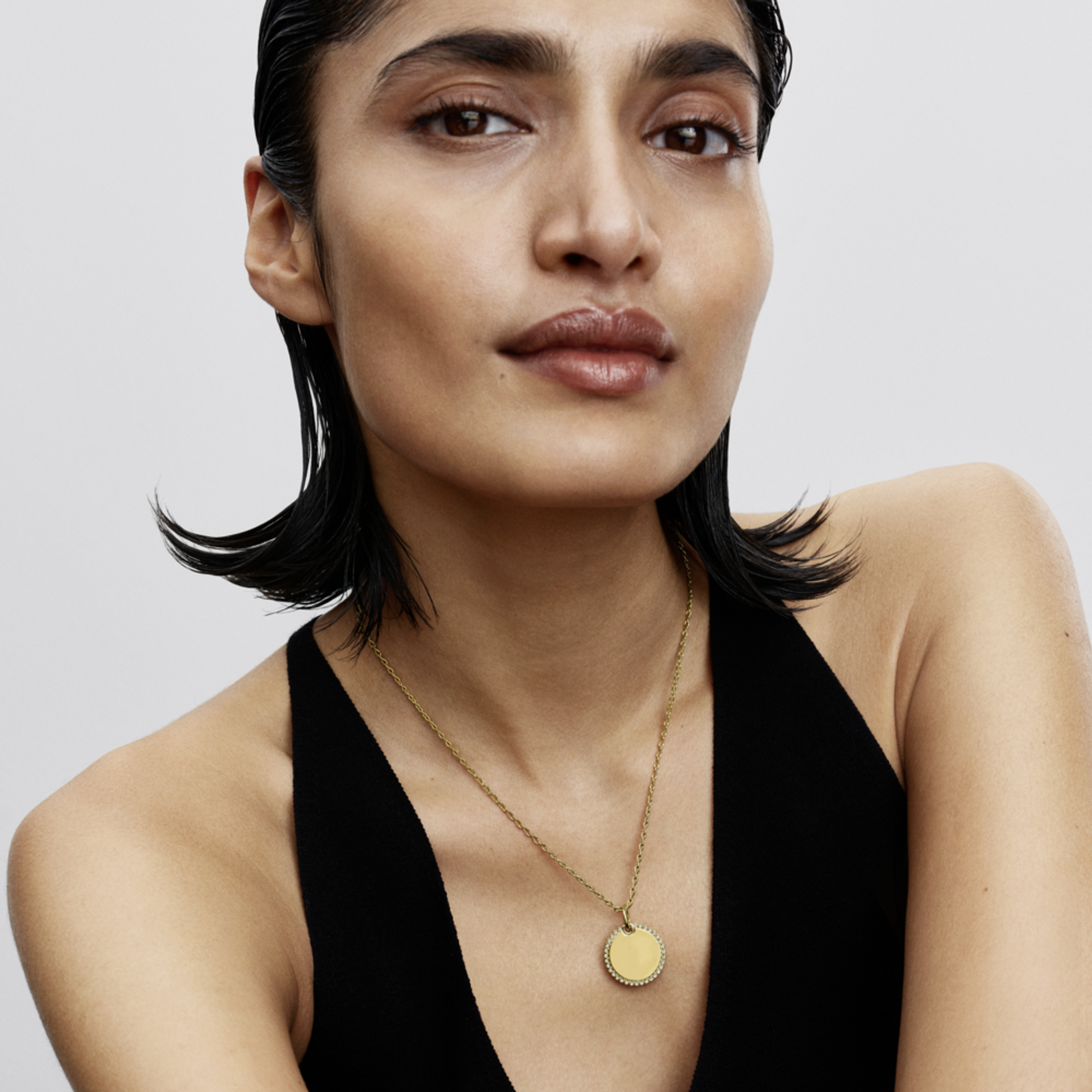 PANDORA pozlátený okrúhly prívesok s možnosťou gravírovania - galéria #1