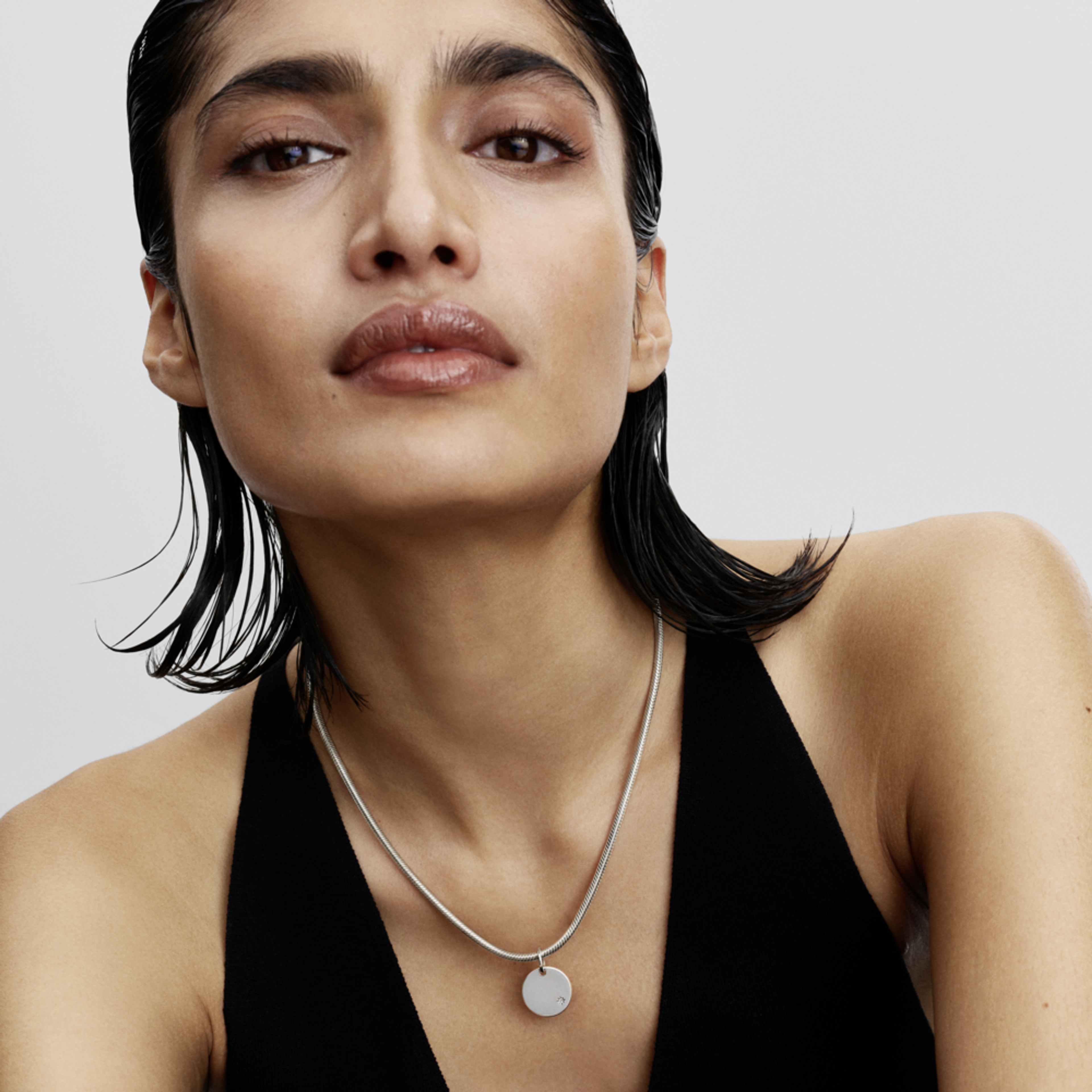 PANDORA gravírovateľný prívesok v tvare kruhu s laboratórne pestovaným diamantom - galéria #1