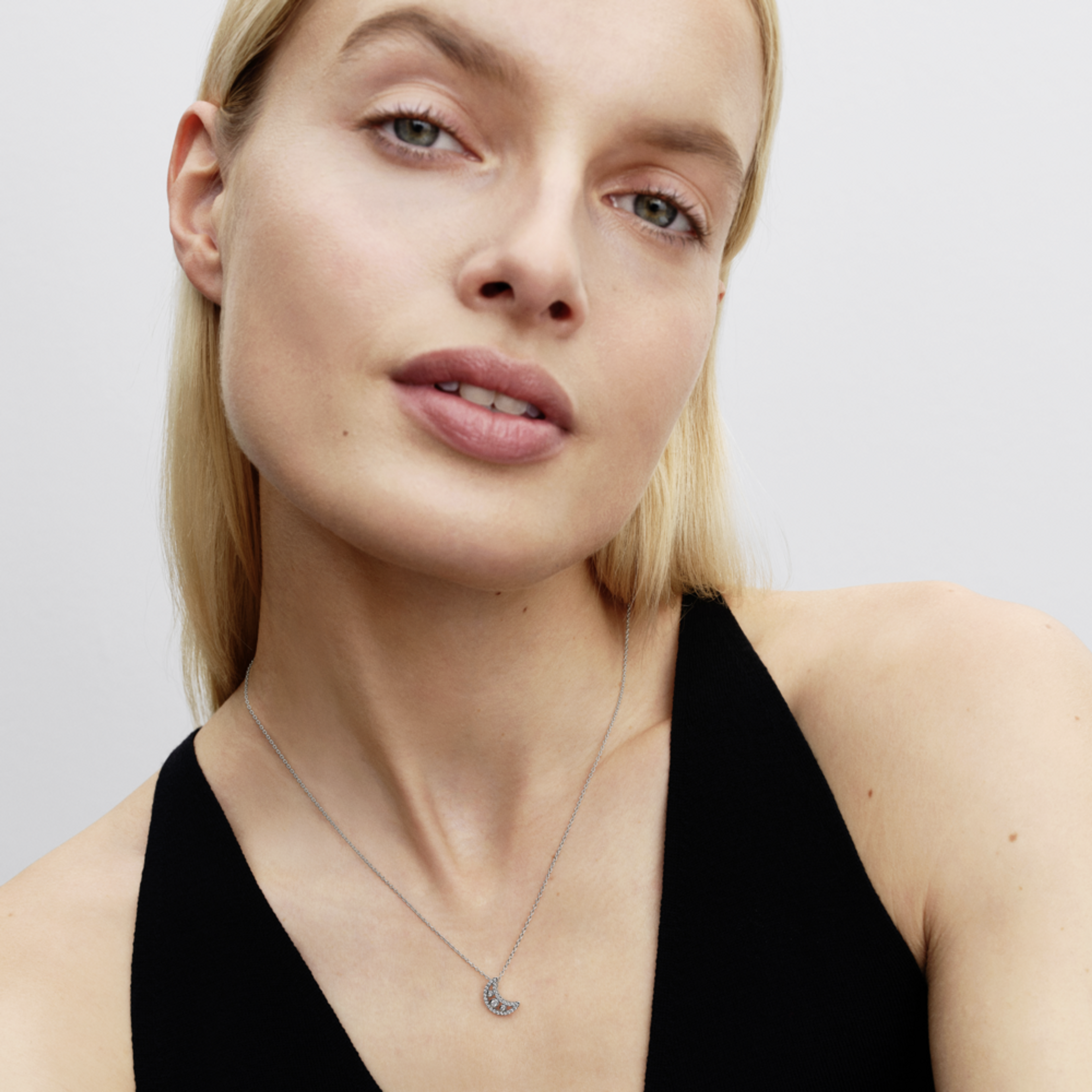 Moon sterling silver pendant necklace with clear cubic zirconia - galéria #1