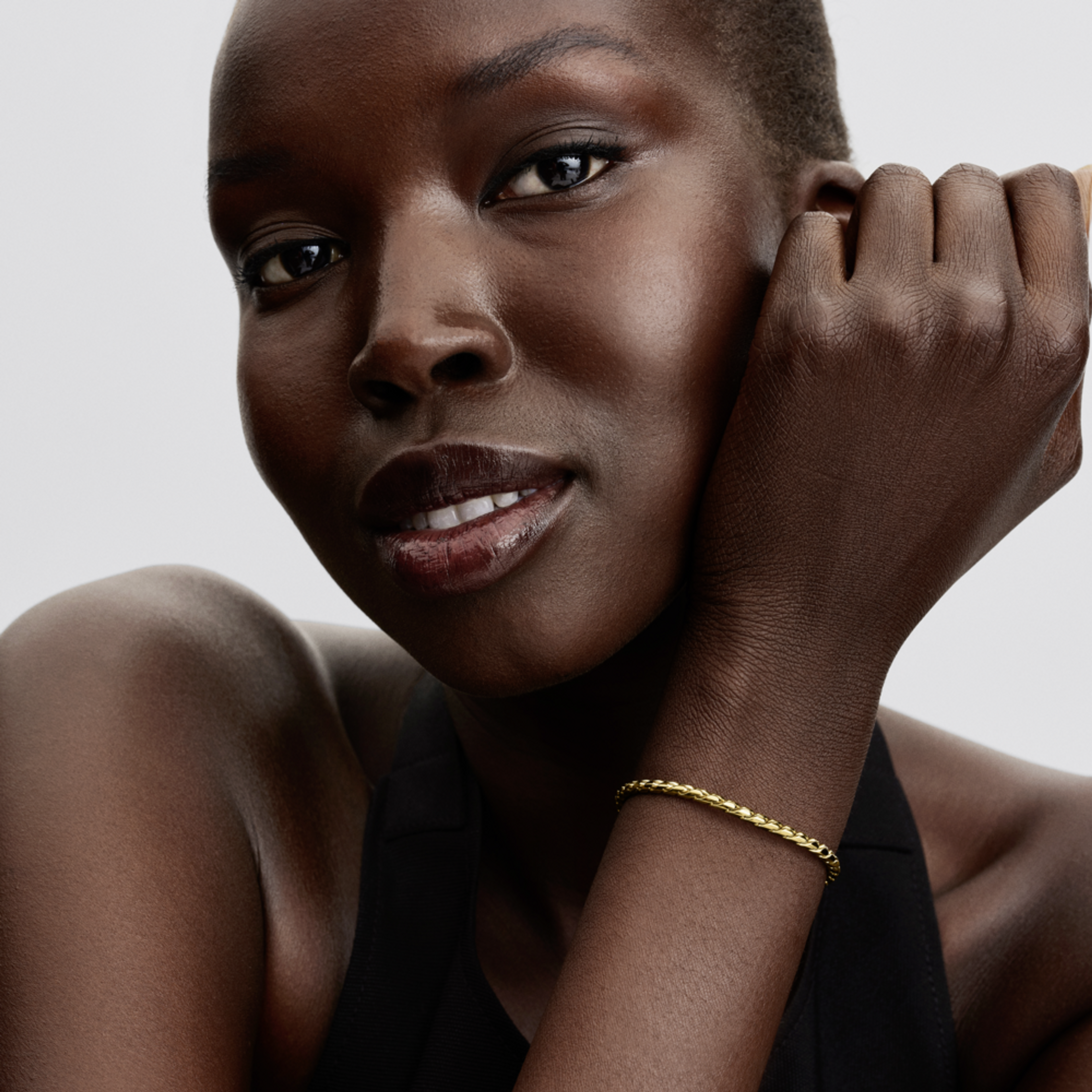 PANDORA pozlátený Moments náramok s okrúhlym zapínaním a retiazkou v tvare krídiel - galéria #1