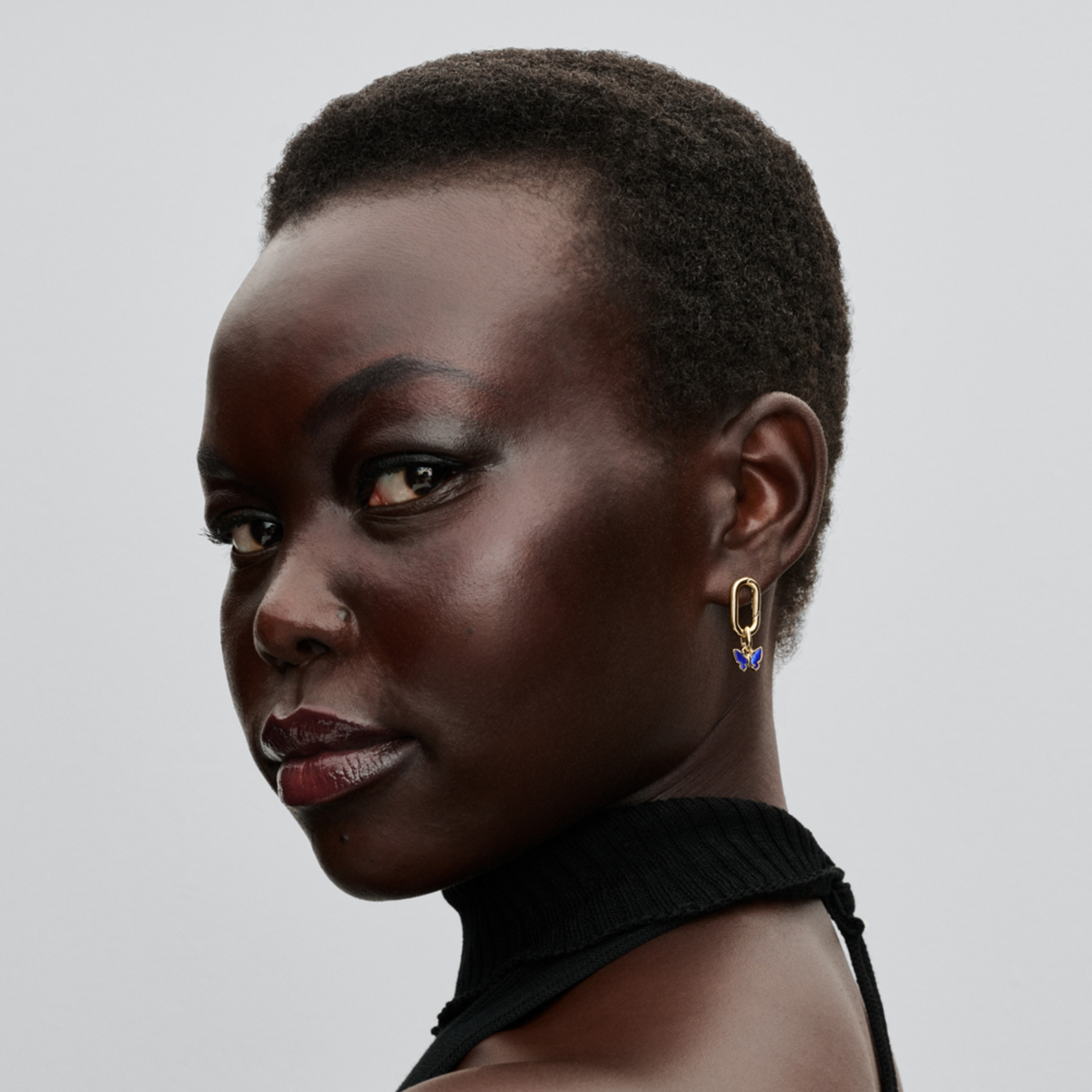 PANDORA ME Pozlátený visiaci mini prívesok Motýľ - galéria #1