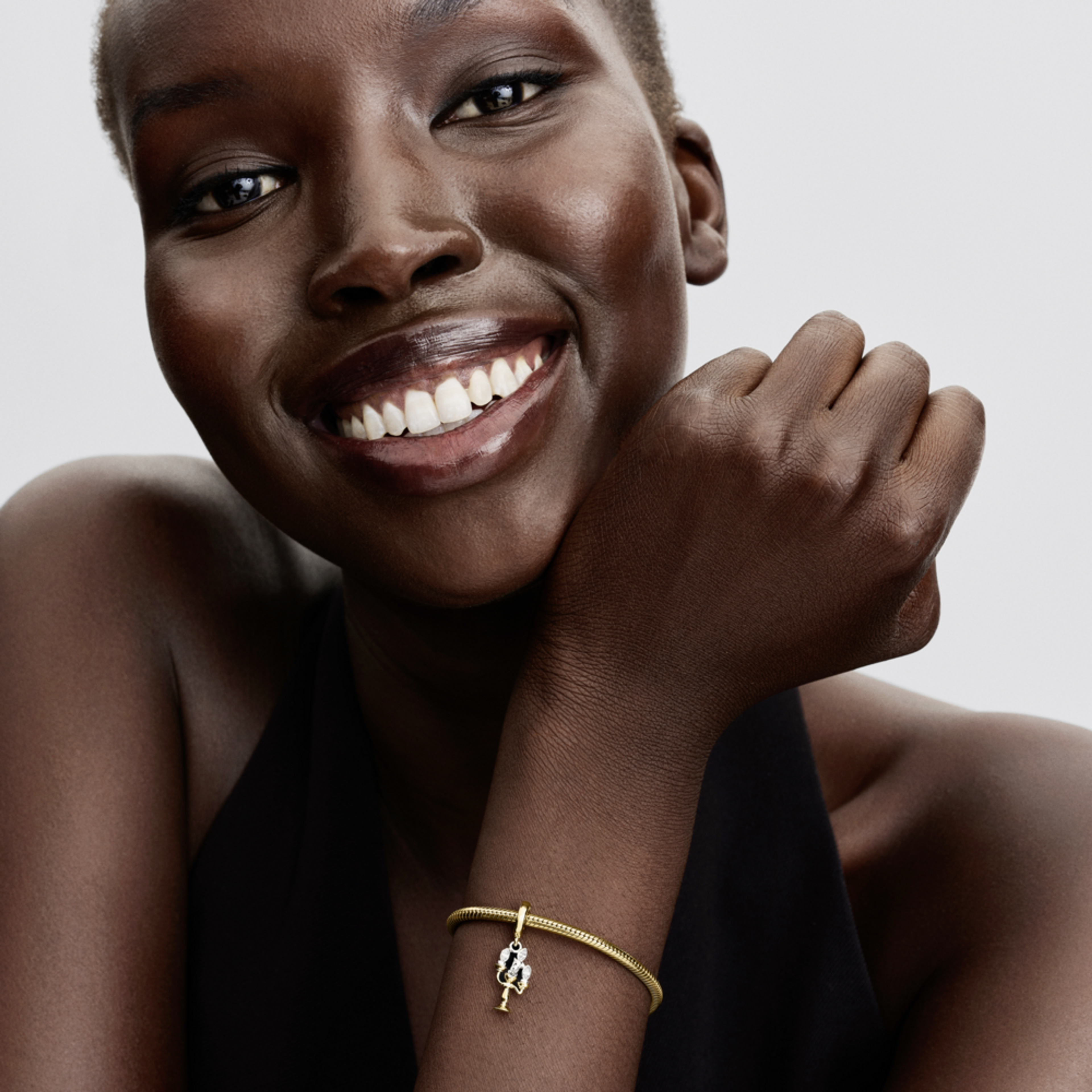 PANDORA Disney prívesok Kráska a Zviera lampa Lumiere - galéria #1