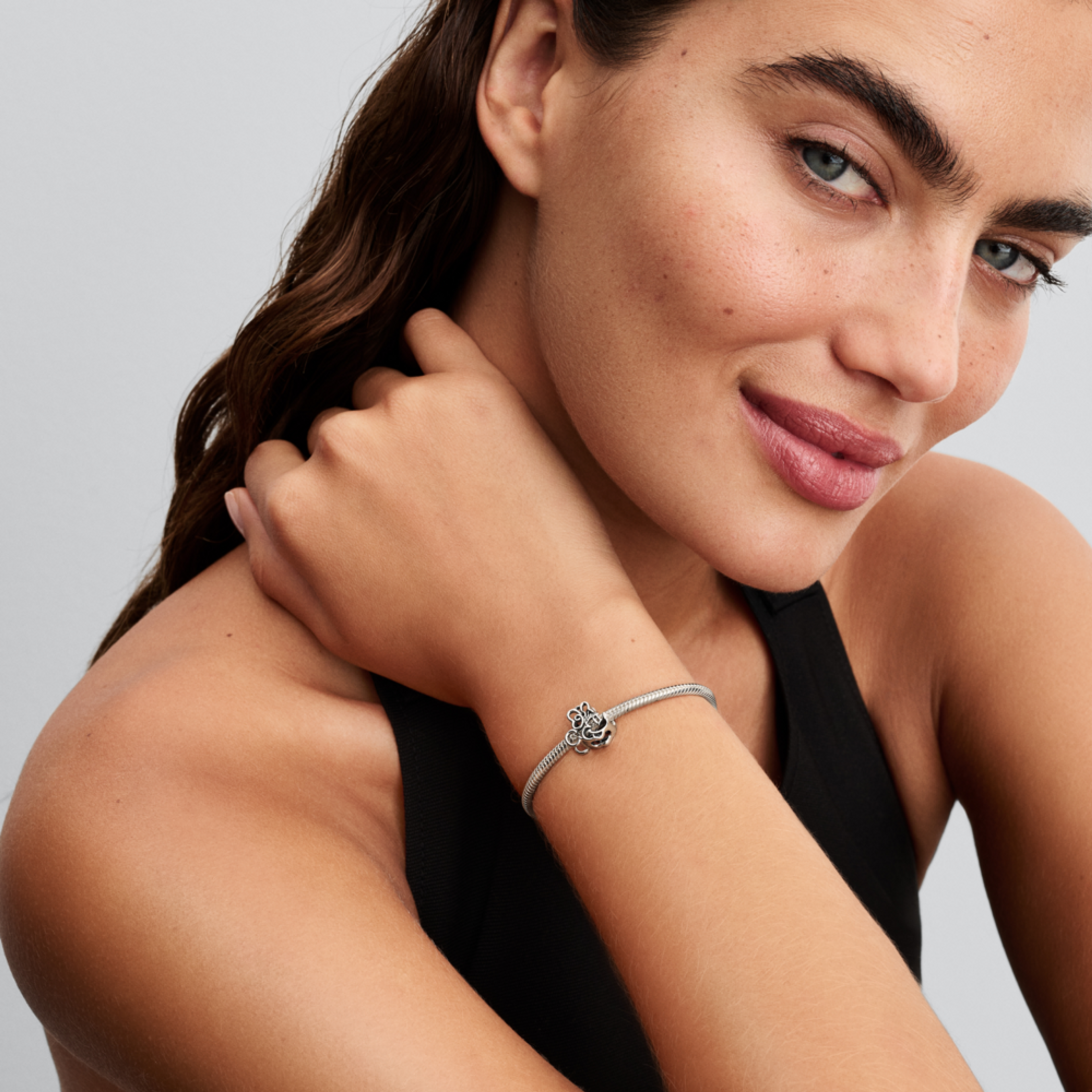 PANDORA Disney prívesok Minnie Mouse - galéria #1