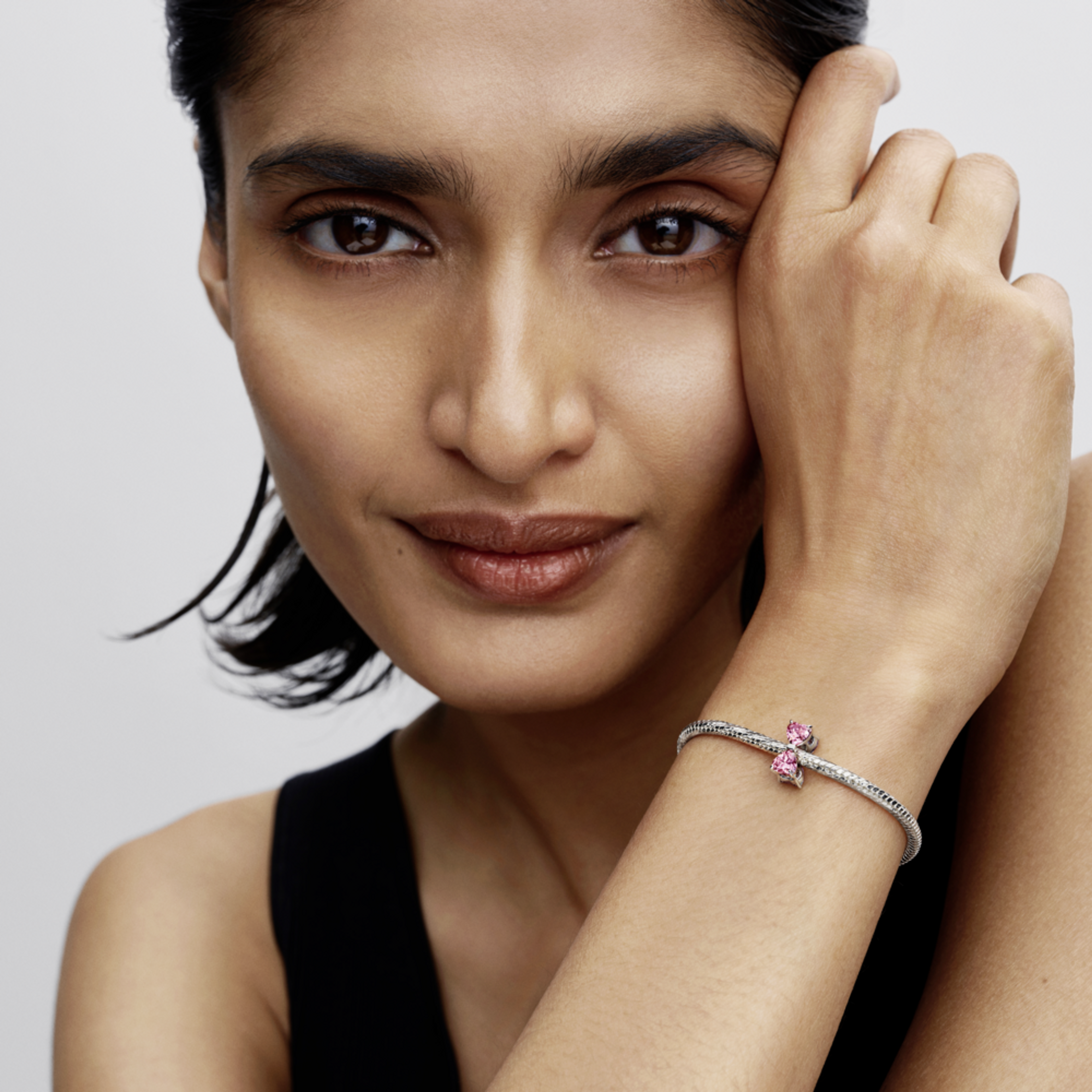 PANDORA Prívesok Ružová mašľa - galéria #1