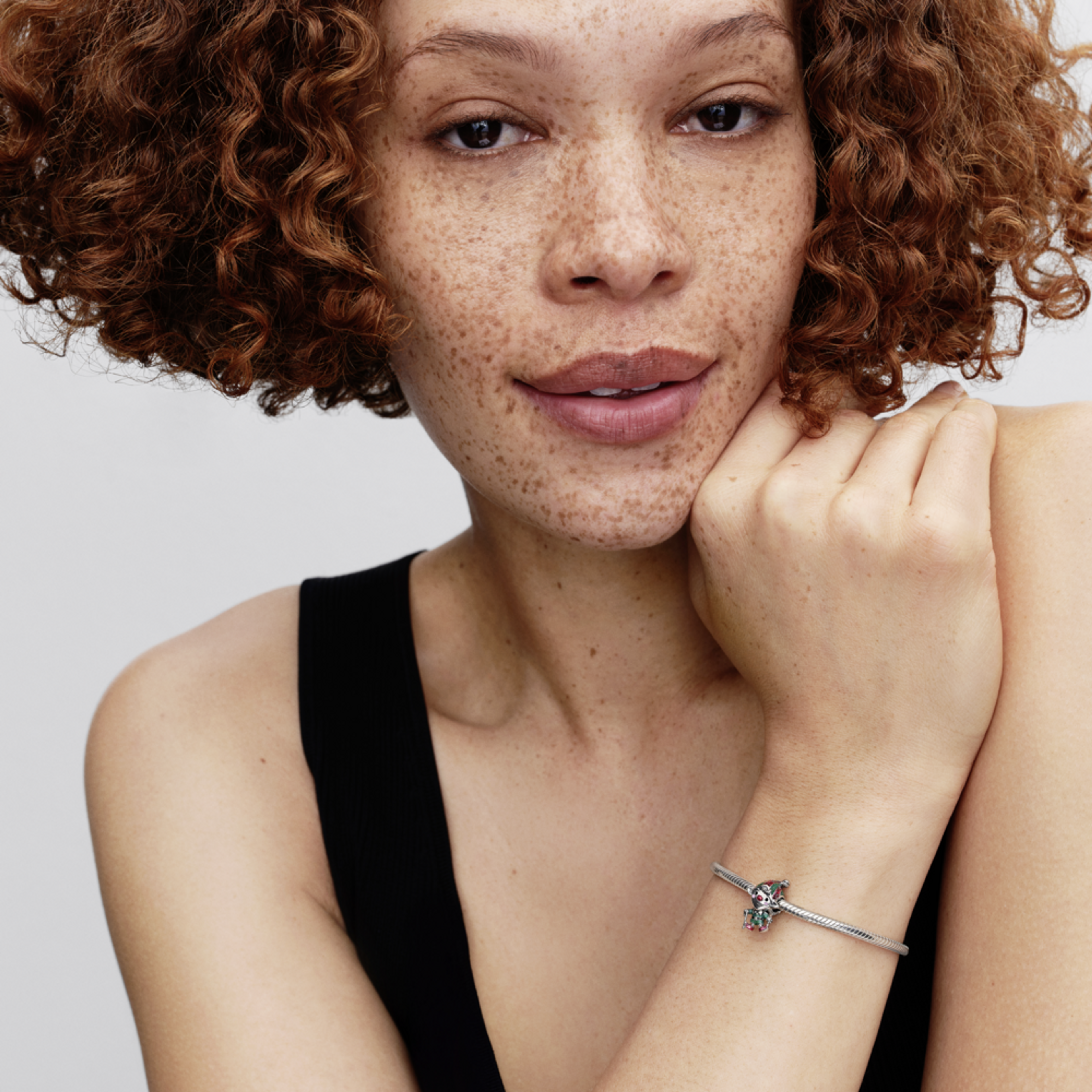 PANDORA Prívesok Pohyblivý škriatok - galéria #1