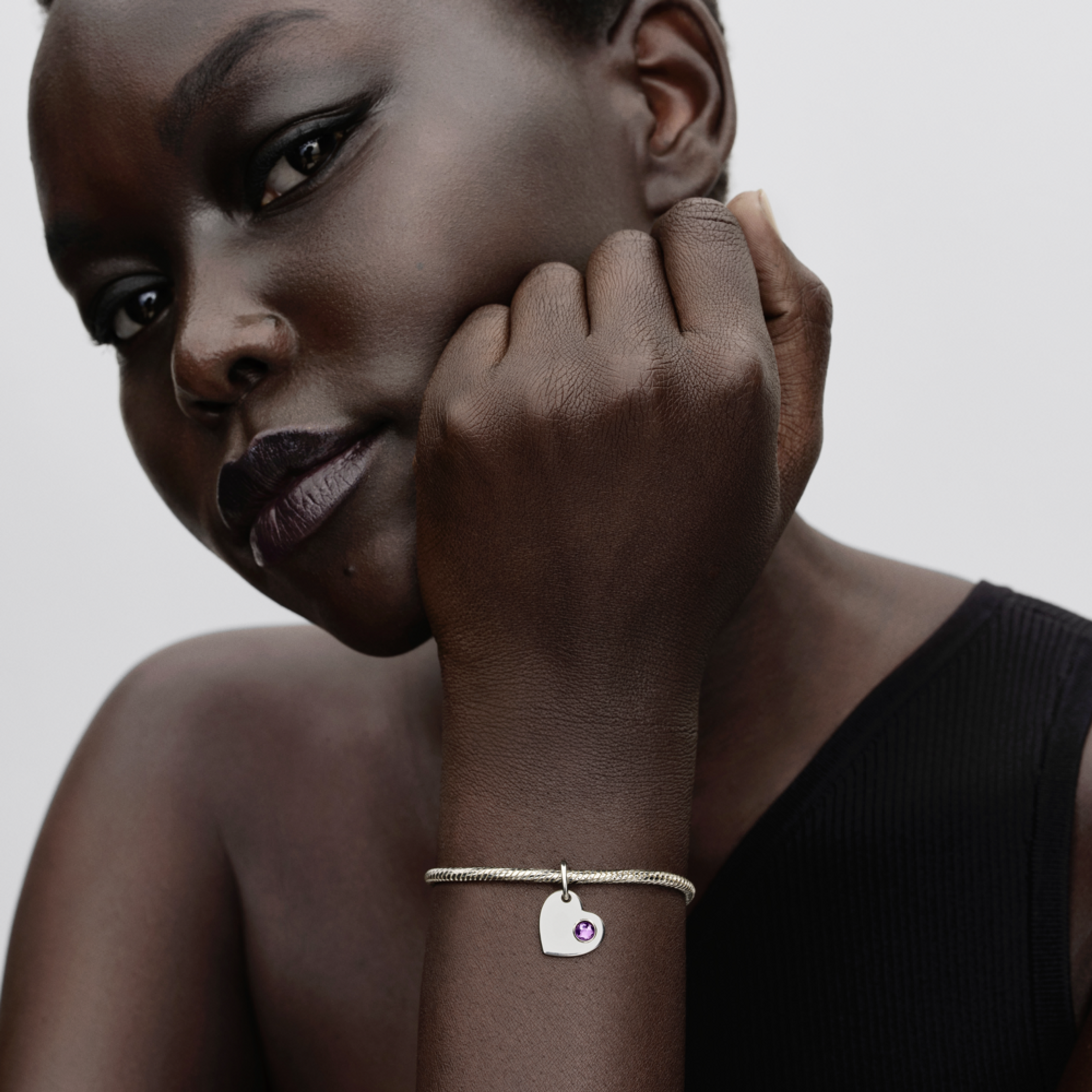 PANDORA Visiaci prívesok Srdce s fialovým kameňom, na gravírovanie - galéria #1