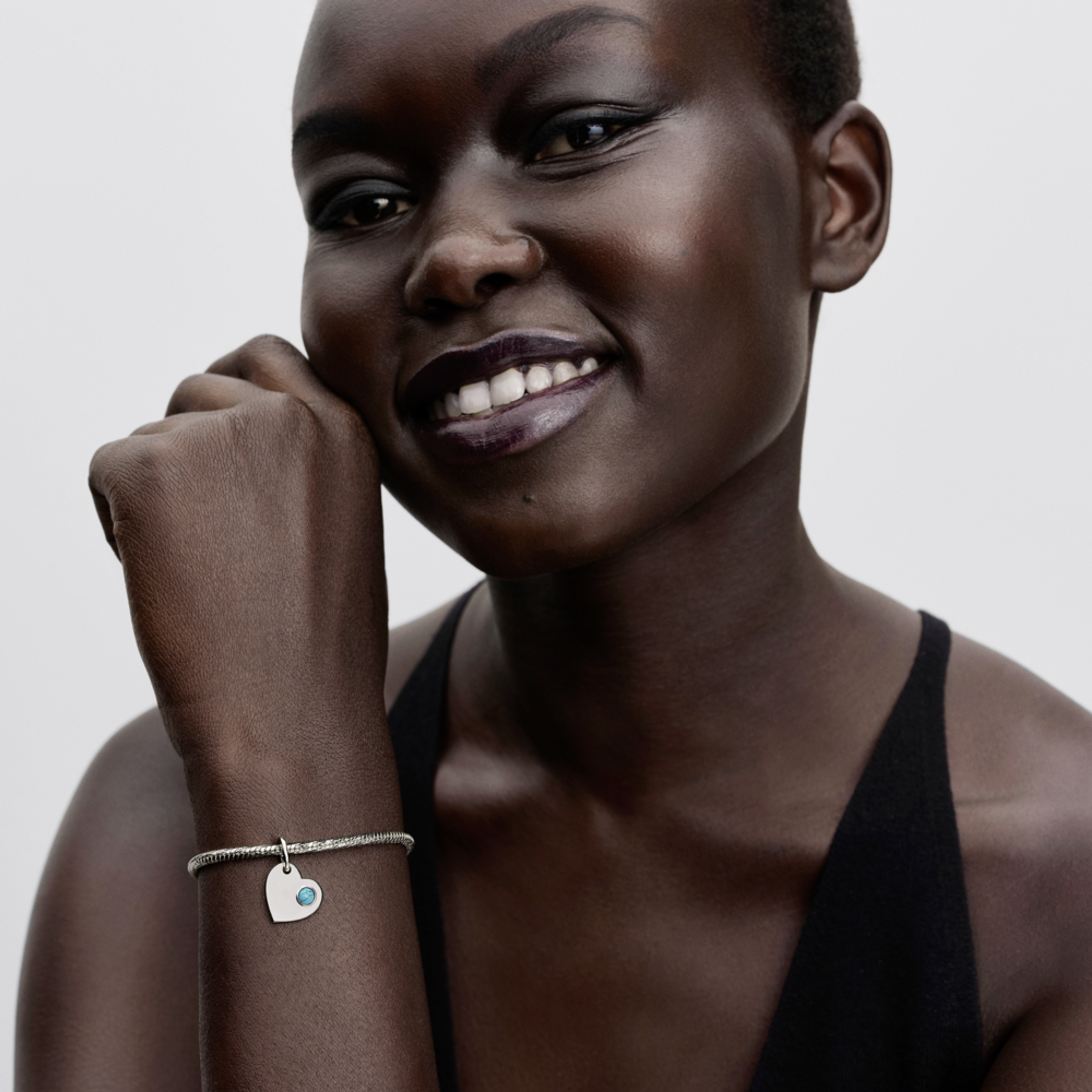 PANDORA Visiaci prívesok Srdce s tyrkysovým kameňom, na gravírovanie - galéria #1